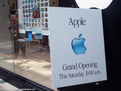 Apple Store Opening Lenox Mall 22